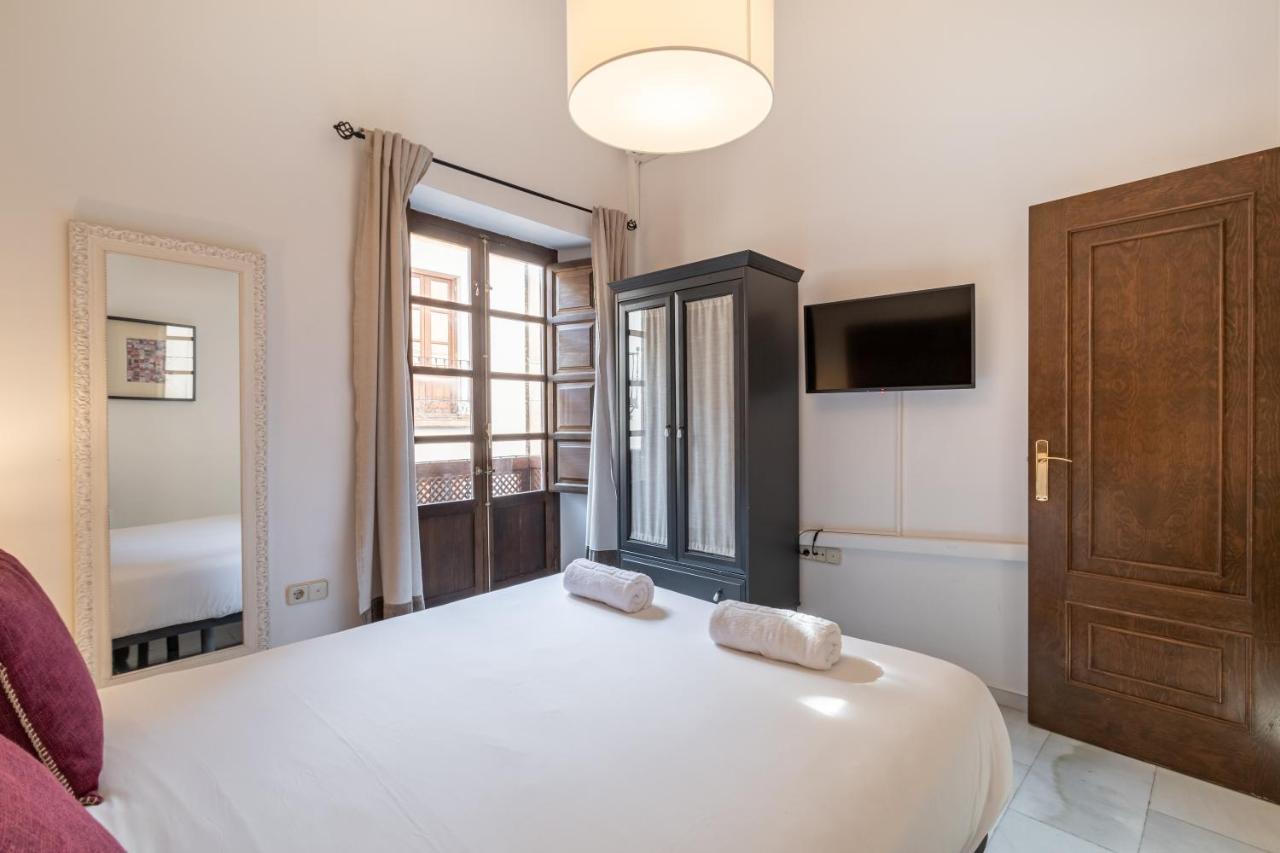 Bns Dauro Suites Granada Exterior foto